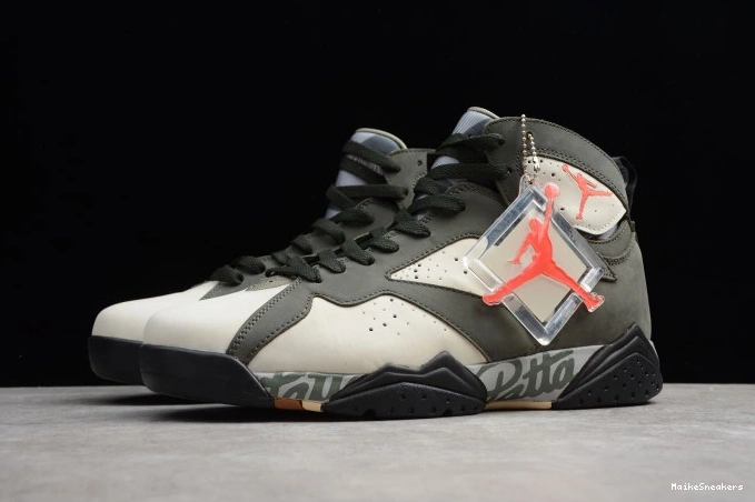 MaikeSneakers 7 Air x Patta Jordan Icicle AT3375-100 0726